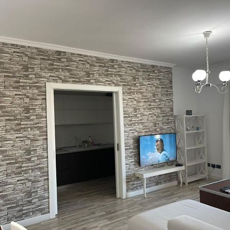 Tirana Center Apartment Kültér fotó