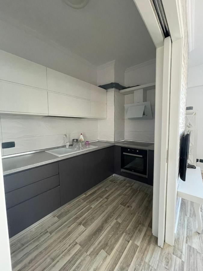 Tirana Center Apartment Kültér fotó