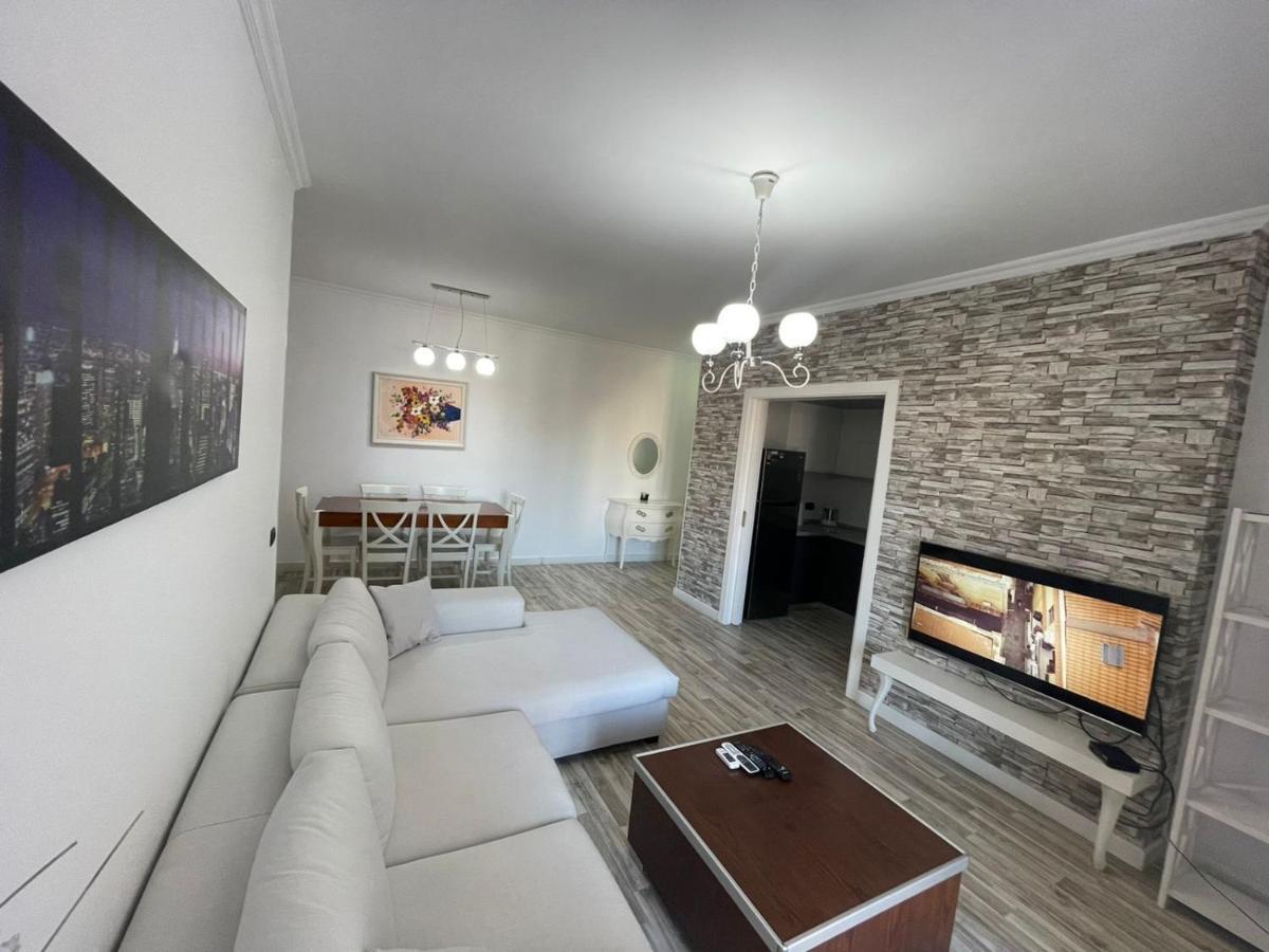 Tirana Center Apartment Kültér fotó
