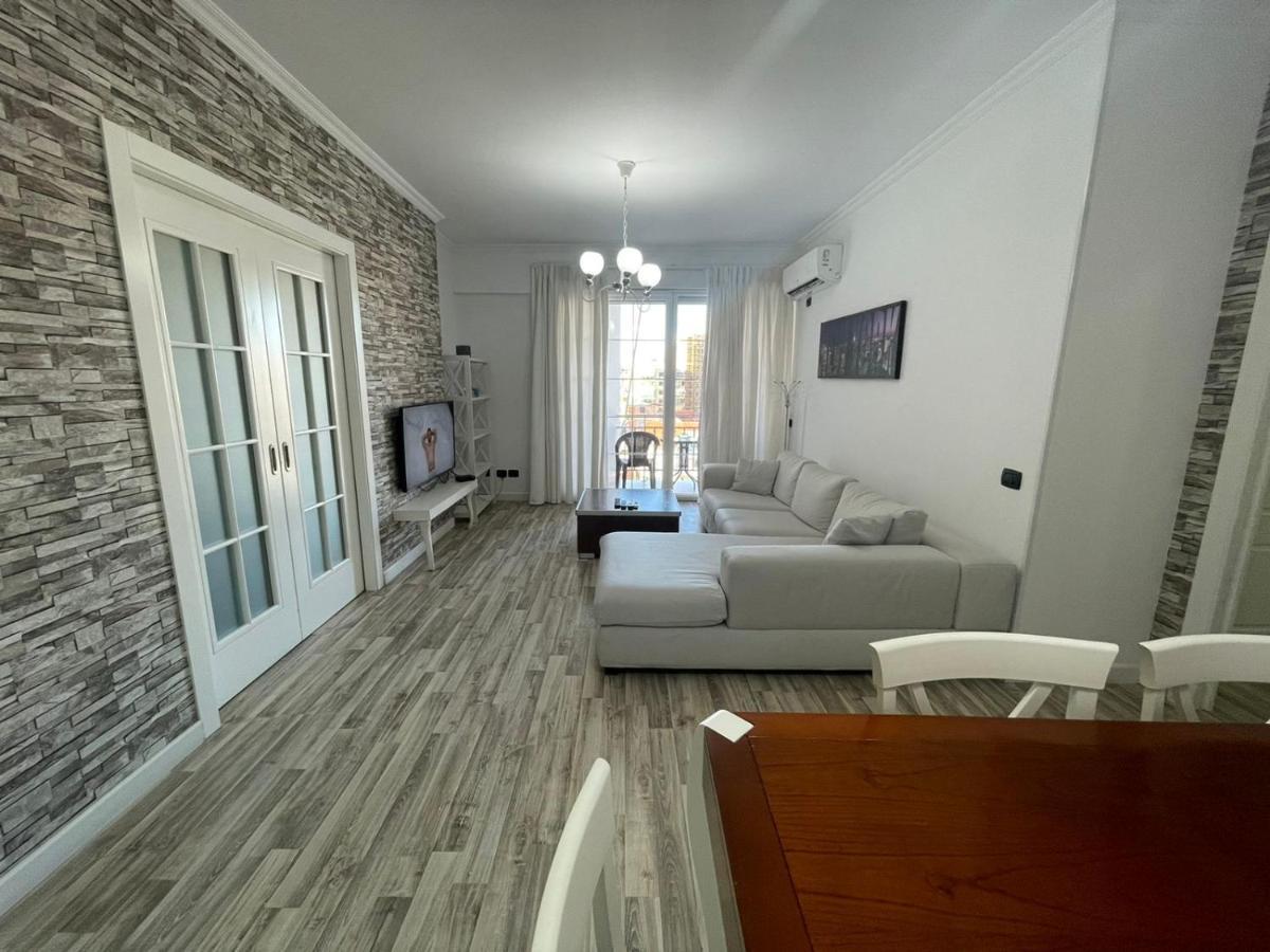 Tirana Center Apartment Kültér fotó